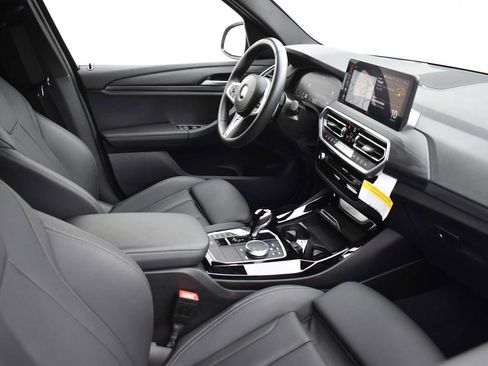 Used 2024 BMW X3 xDrive30i w/ Premium Package w/ZPA AWD/4WD image 12