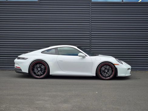 Certified 2022 Porsche 911 GT3 RWD image 8