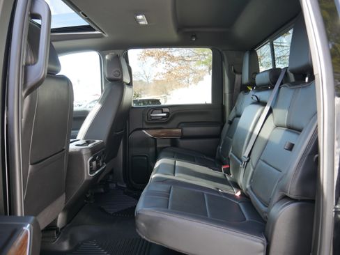 Certified 2022 Chevrolet Silverado 2500 High Country w/ Safety Package II image 17