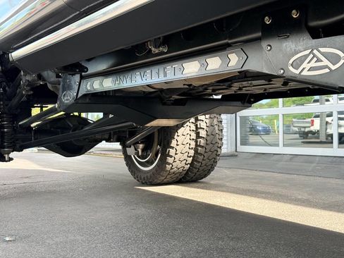 Used 2022 Ford F450 Platinum w/ FX4 Off-Road Package image 25