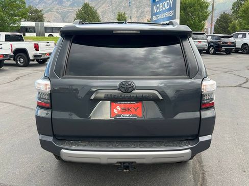 Used 2024 Toyota 4Runner TRD Off-Road Premium w/ Moonroof Package AWD/4WD image 10