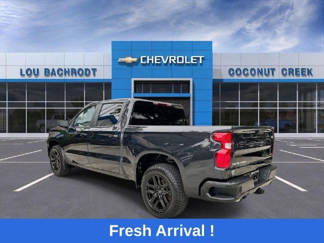Used 2023 Chevrolet Silverado 1500 RST w/ Z71 Off-Road Package AWD/4WD image 6