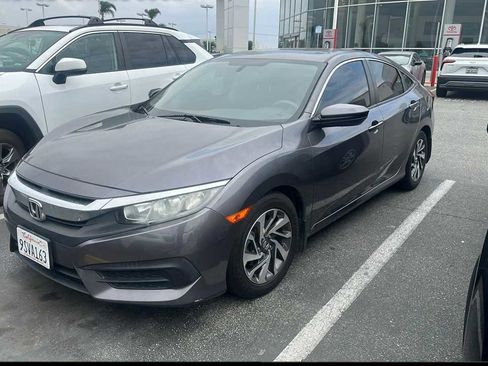 Used 2017 Honda Civic EX image 1