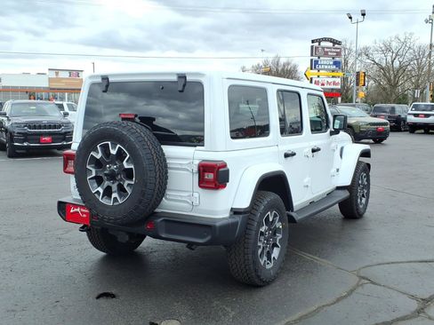 New 2026 Jeep Wrangler Unlimited Sahara AWD/4WD image 2