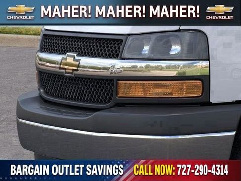 New 2025 Chevrolet Express 3500 w/ Power Convenience Package RWD image 61