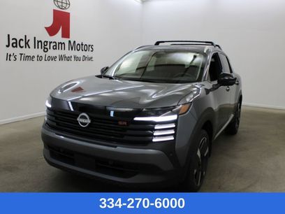 New 2026 Nissan Kicks SR w/ Cold Weather Package