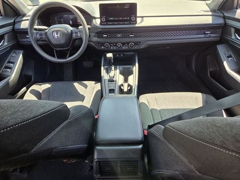 Used 2025 Honda Accord SE image 13