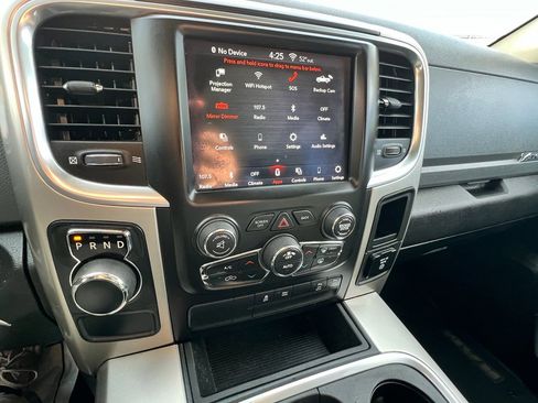Used 2019 RAM 1500 Big Horn image 28