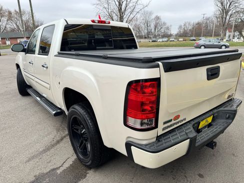 Used 2011 GMC Sierra 1500 Denali image 6