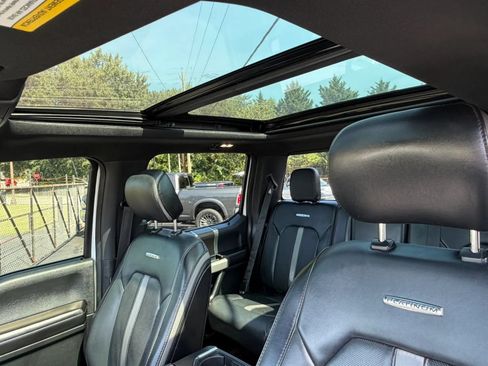 Used 2018 Ford F150 Platinum w/ Equipment Group 701A Luxury AWD/4WD image 35