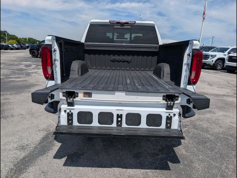 Used 2023 GMC Sierra 1500 AT4 w/ AT4 Premium Package AWD/4WD image 21