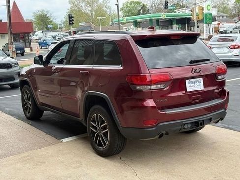 Used 2019 Jeep Grand Cherokee Trailhawk AWD/4WD image 4