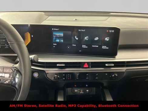 Certified 2026 Kia Sorento LX FWD image 9