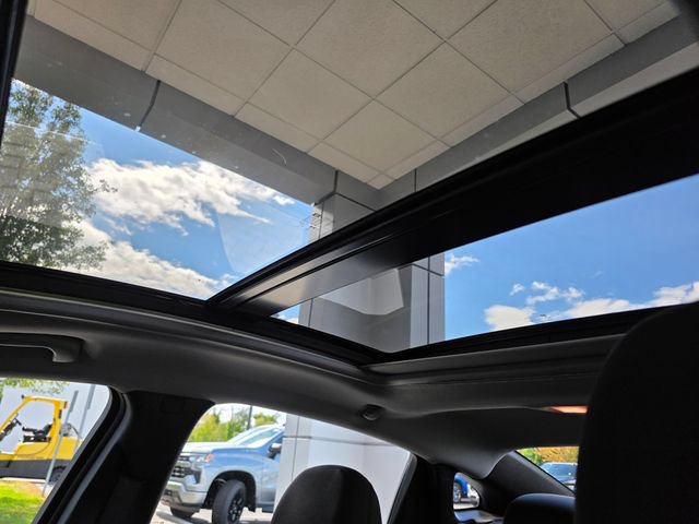 Used 2023 Chevrolet Malibu LT FWD image 30