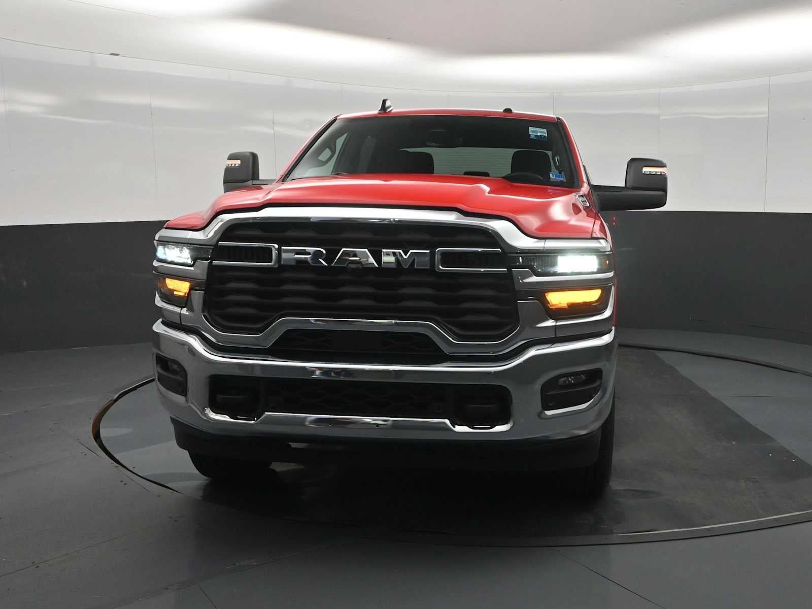 Used 2026 RAM 2500 Big Horn AWD/4WD image 4
