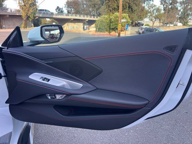 Used 2024 Chevrolet Corvette Z06 RWD image 23