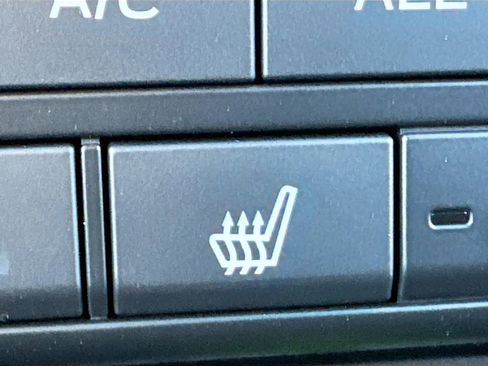 New 2026 Subaru Outback Premium image 24