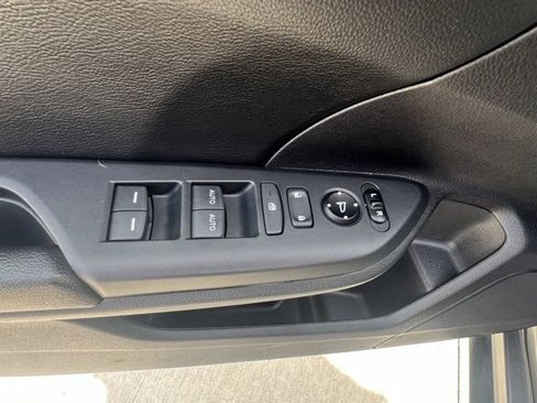 Used 2018 Honda Civic Sport Touring image 10