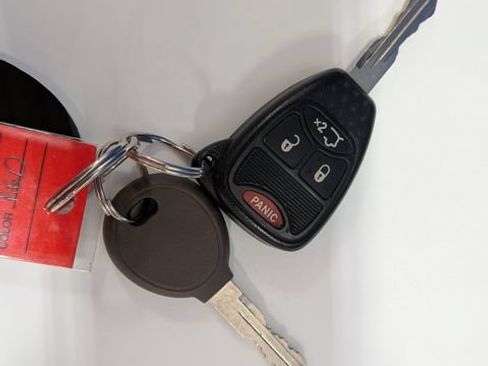 Used 2010 Jeep Liberty Sport w/ Popular Equipment Group AWD/4WD image 31