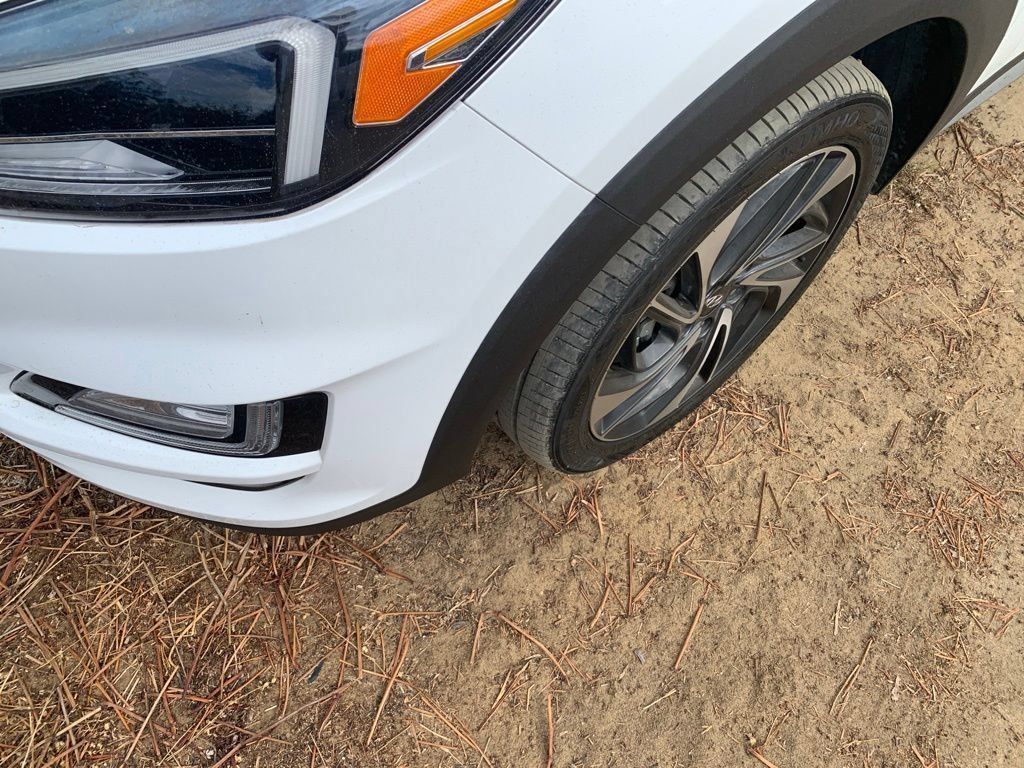 Used 2019 Hyundai Tucson Sport w/ Cargo Package FWD image 2