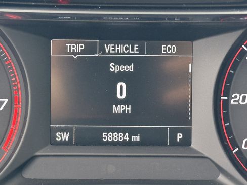 Used 2022 Chevrolet TrailBlazer RS image 35