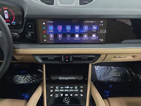 New 2026 Porsche Cayenne image 16