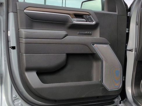 New 2026 Chevrolet Silverado 1500 High Country w/ High Country Premium Package AWD/4WD image 21