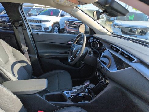Used 2023 Buick Encore GX Select w/ Sport Touring Package image 7