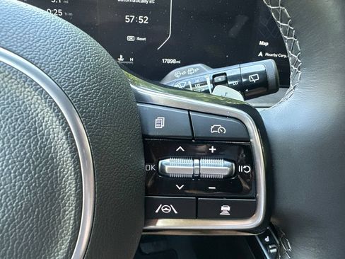 Used 2025 Kia Sorento SX Prestige AWD/4WD image 15