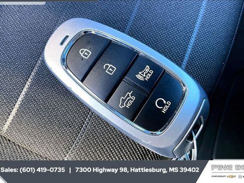 Used 2024 Hyundai Santa Cruz SEL w/ Activity Package image 9