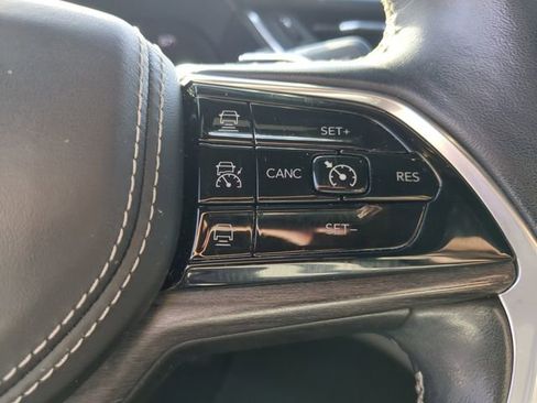 Used 2021 Jeep Grand Cherokee L Overland w/ Luxury Tech Group IV image 33