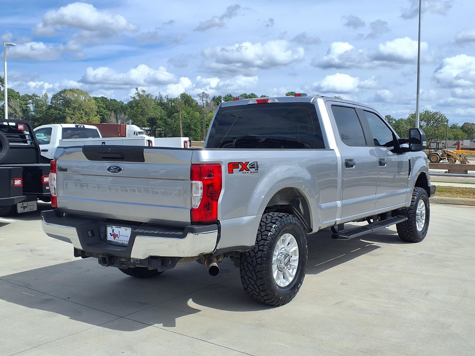Used 2020 Ford F250 XL w/ STX Appearance Package AWD/4WD image 6