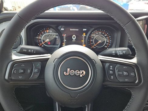 New 2026 Jeep Gladiator Sport AWD/4WD image 20