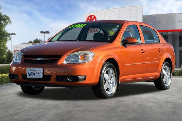 Used 2005 Chevrolet Cobalt LS w/ Preferred Equipment Group FWD image 9