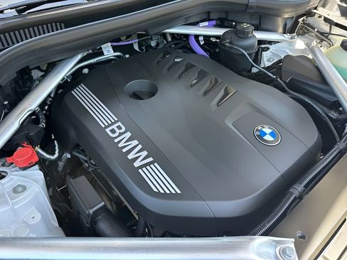 New 2026 BMW X5 sDrive40i image 25