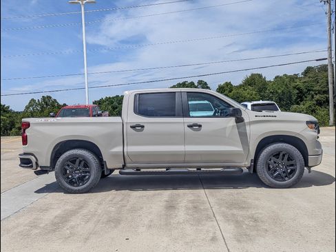 New 2026 Chevrolet Silverado 1500 Custom w/ Turbomax Blackout Package AWD/4WD image 6