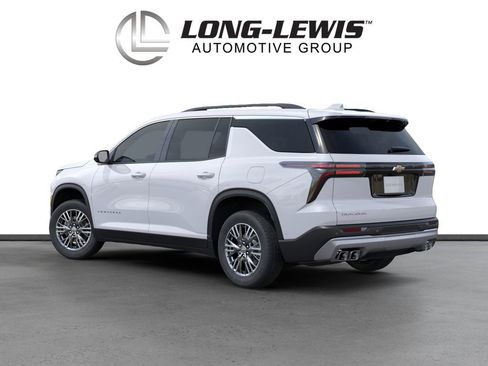 New 2026 Chevrolet Traverse LT FWD image 3