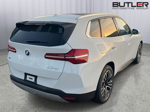 Used 2025 BMW X3 xDrive30i w/ Premium Package image 8