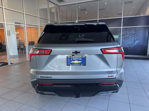 New 2026 Chevrolet Equinox RS image 5
