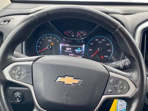 Used 2016 Chevrolet Colorado LT w/ LT Convenience Package image 9