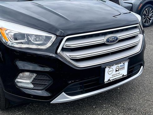 Used 2018 Ford Escape Titanium AWD/4WD image 29