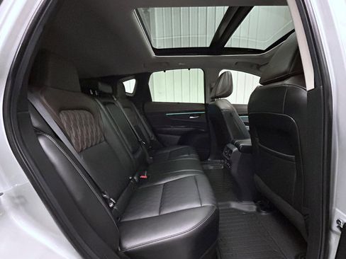 Used 2025 Nissan Murano Platinum w/ Cargo Package image 18