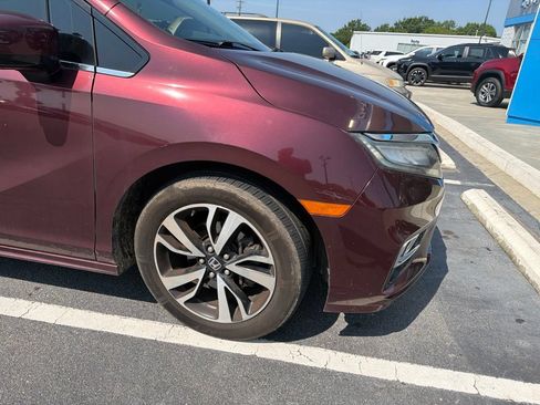 Used 2018 Honda Odyssey Elite image 5
