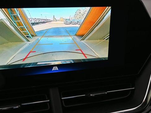 New 2026 Chevrolet Trax RS w/ Sunroof Package image 28