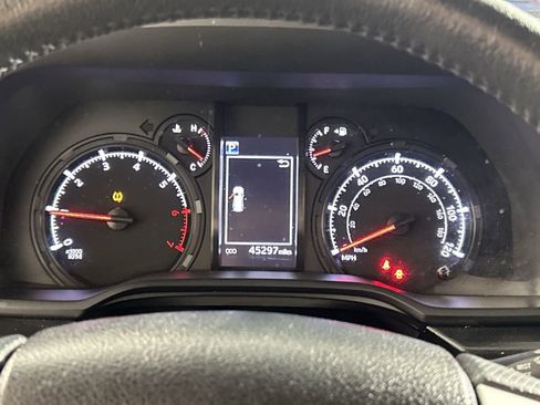 Used 2024 Toyota 4Runner SR5 image 14