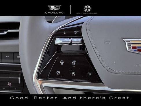 Certified 2026 Cadillac Escalade ESV Platinum Sport w/ LPO, ONYX Package AWD/4WD image 15