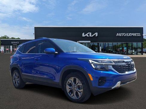 Used 2024 Kia Seltos S AWD/4WD image 1