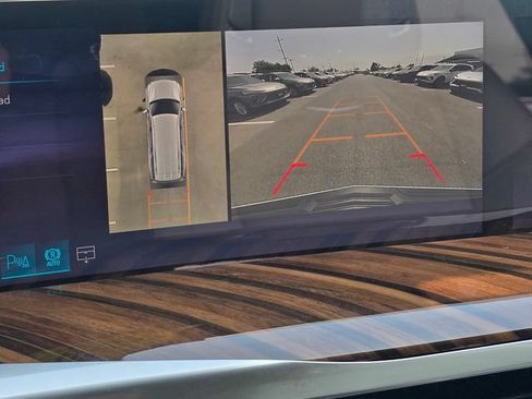 New 2026 Cadillac Escalade ESV Platinum Sport AWD/4WD image 25