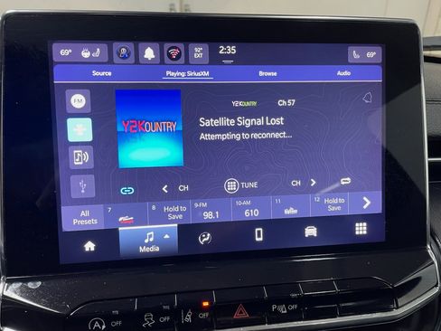 Used 2022 Jeep Compass Limited image 18