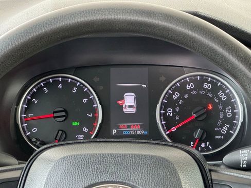 Used 2019 Toyota RAV4 XLE image 28